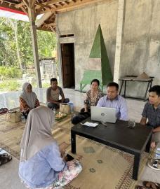 Tim Kalurahan Ngipak Gencarkan Intensifikasi PBB 2026, Warga Kalangan I Antusias Bayar Pajak
